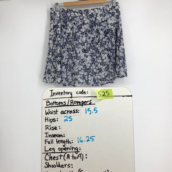 Dynamite Navy and White Floral Mini Flare Skirt fully lined size Medium - Picture 15 of 16